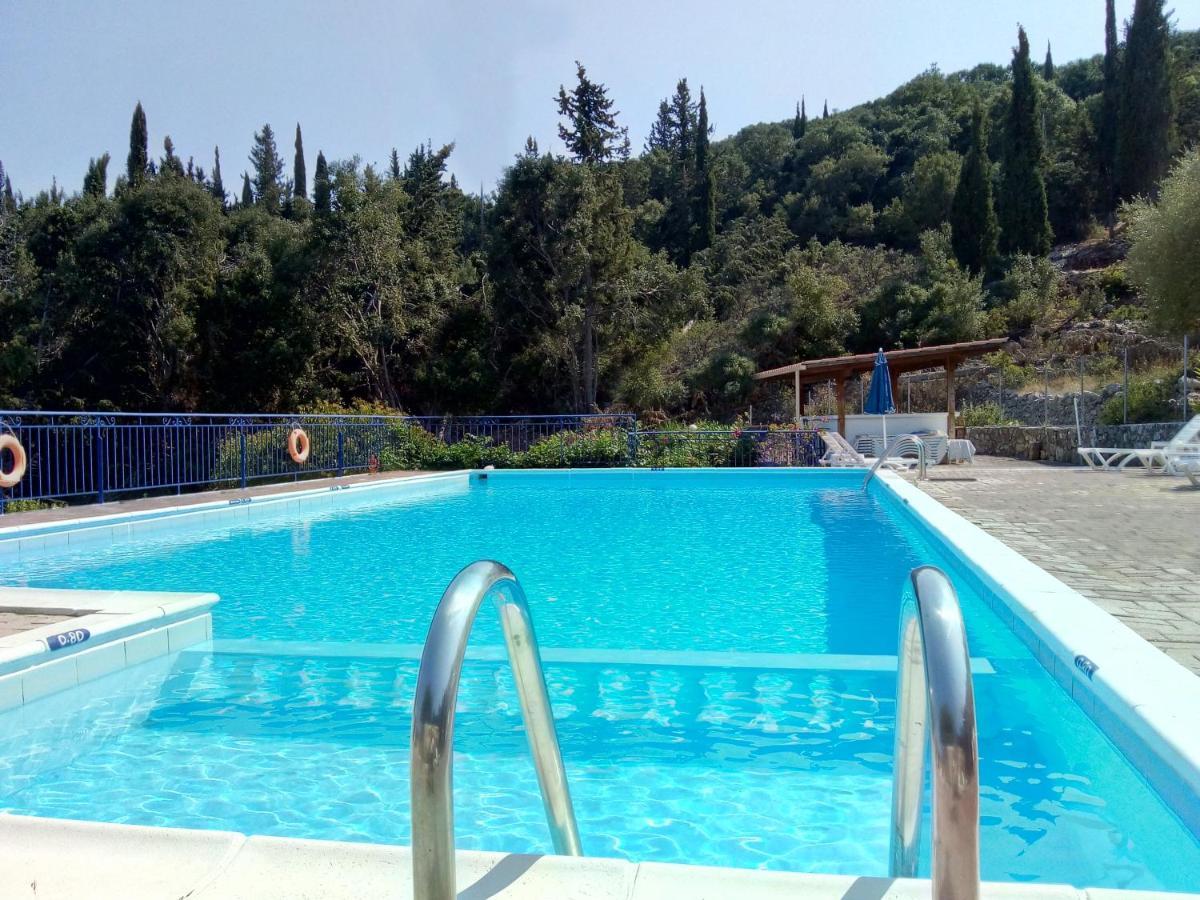 Kaminakia Apartments: Adults-only Oasis With Sea Views And Forest Tranquility Fiskardo